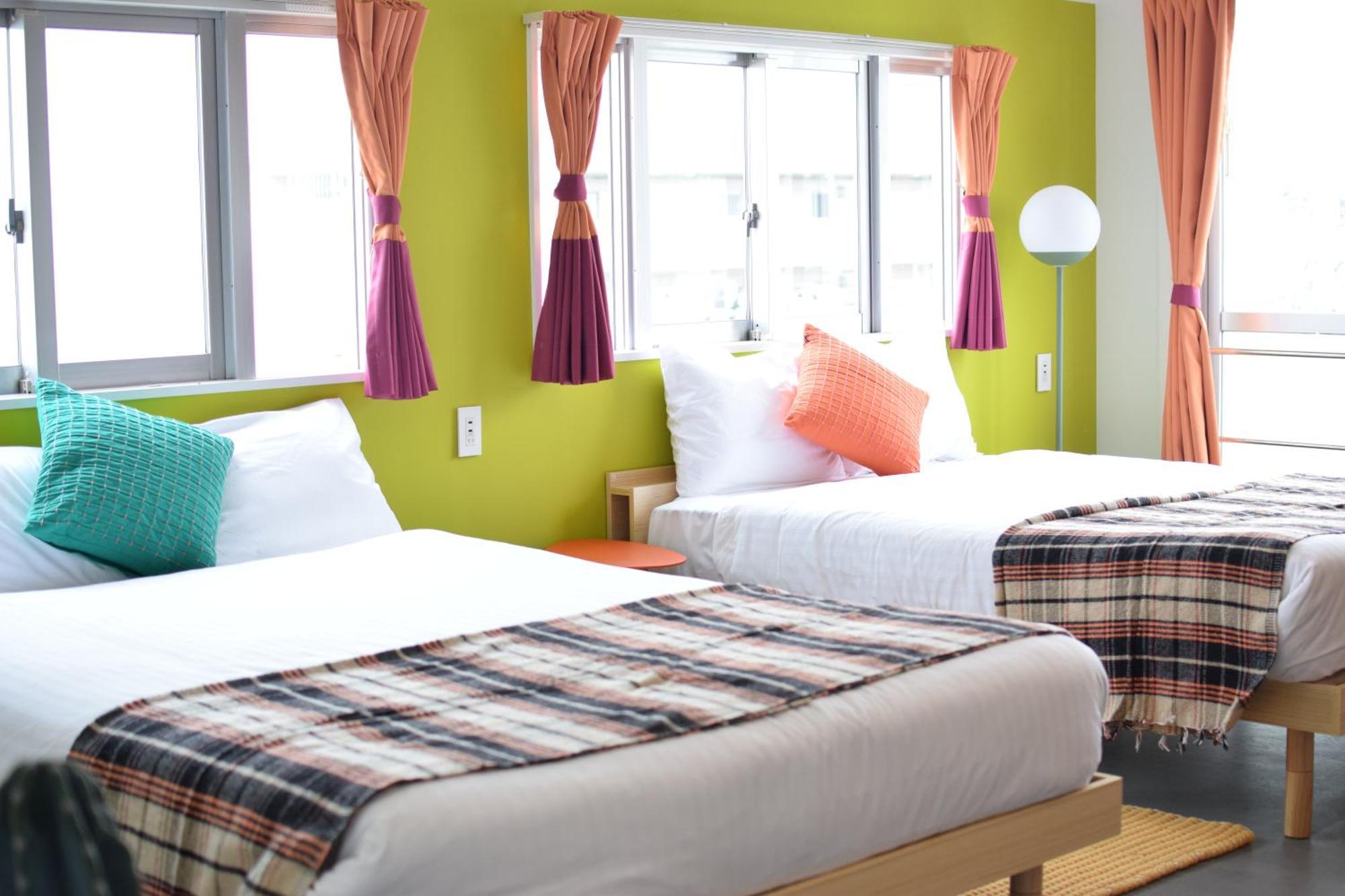 Breaky Hotel Chatan Luaran gambar